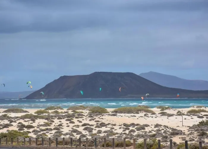 度假居 Majanicho Con Piscina *