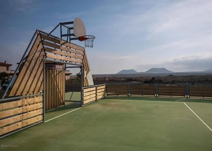 Majanicho Con Piscina 度假居 拉哈雷斯