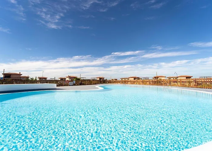 度假居 Majanicho Con Piscina 拉哈雷斯