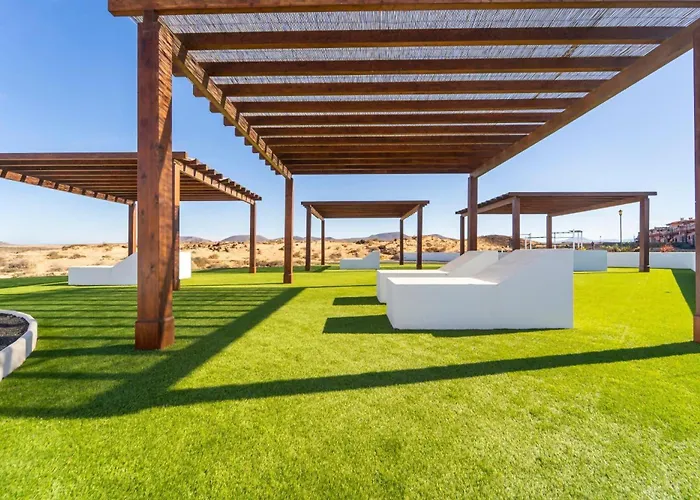 Majanicho Con Piscina * 拉哈雷斯