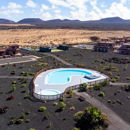 Majanicho Con Piscina Semesterbostad