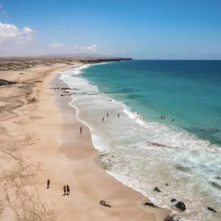 Majanicho Con Piscina * Lajares