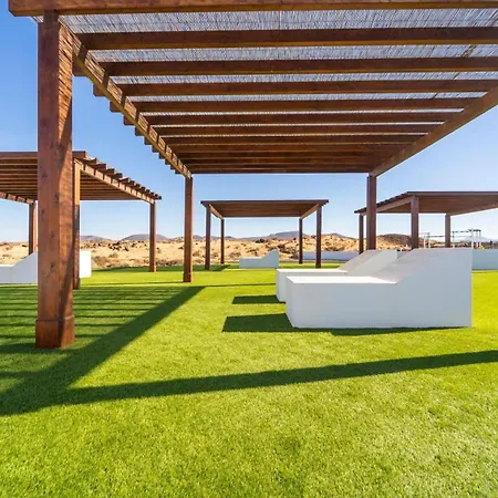 Majanicho Con Piscina * Lajares